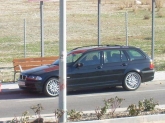 BMW     320